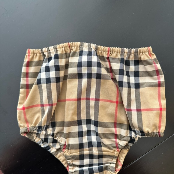 Authentic BURBERRY DRESS! - Picture 2 of 4